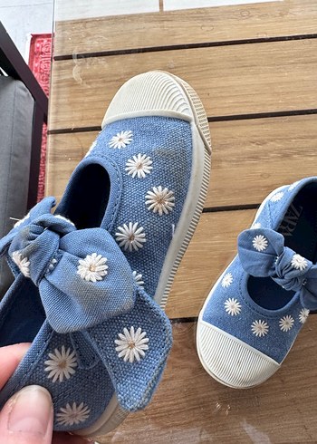 Zara kız Çocuk Mavi babet 26 numara - Görsel 2