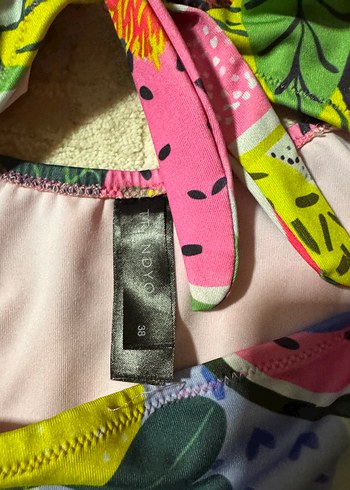 Trendyol renkli desenli mayokini 38 beden - Görsel 3