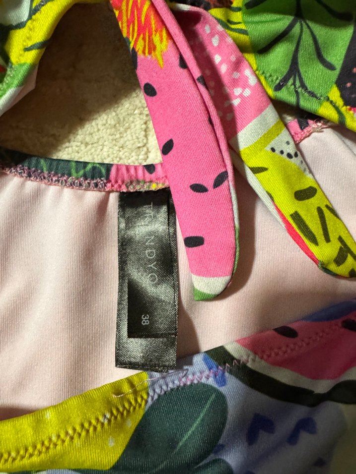 Trendyol renkli desenli mayokini 38 beden - Görsel 3