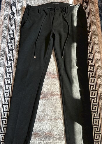 Siyah İpli Regular Fit Erkek Pantolon