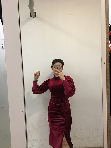 Bordo kadife yırtmaçlı elbise
