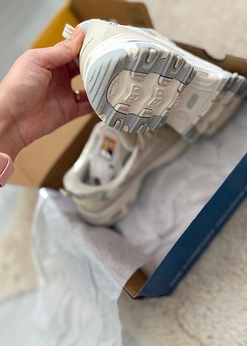 Skechers Beyaz D'Lites Nakışlı Kadın Spor Ayakkabı