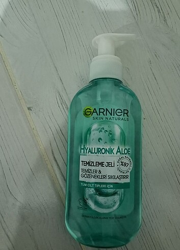 Garnier yüz yıkama jeli