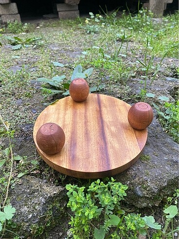 Beden Top ayaklı sunumluk 21 cm