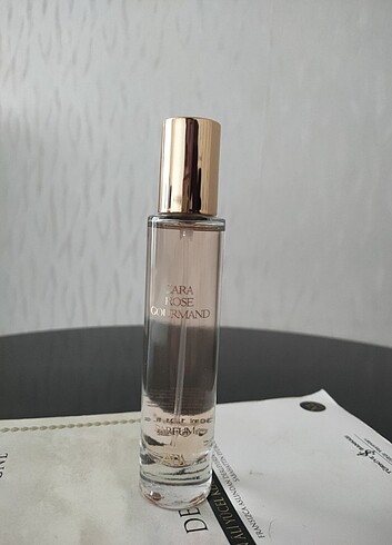 Zara Zara Rose Gourmand parfüm 