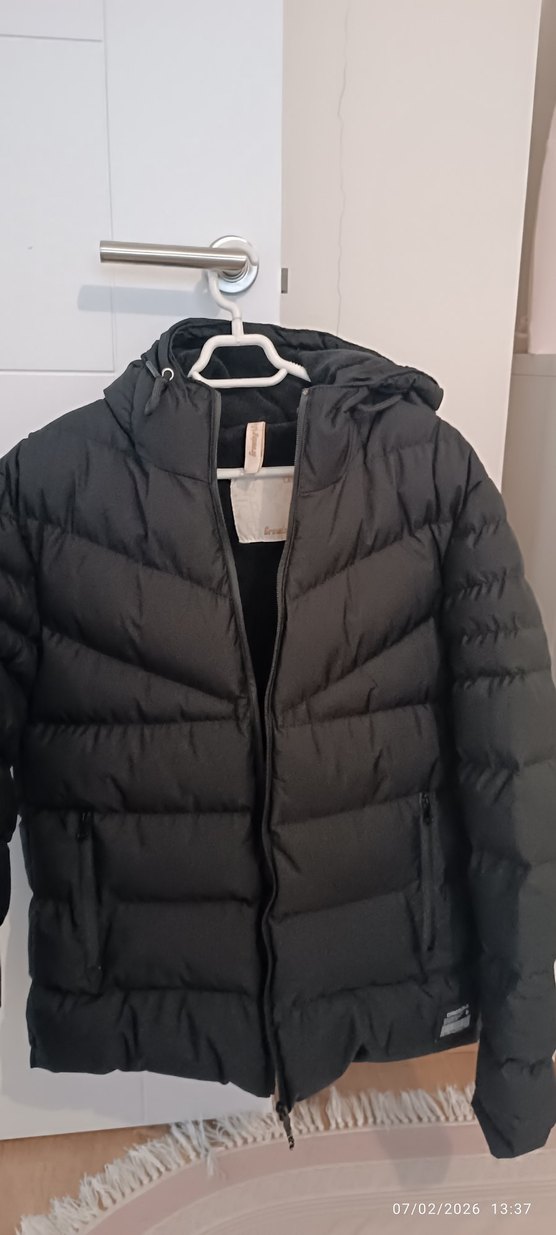 Erkek Siyah Fermuarlı Kapüşonlu Mont - Görsel 2