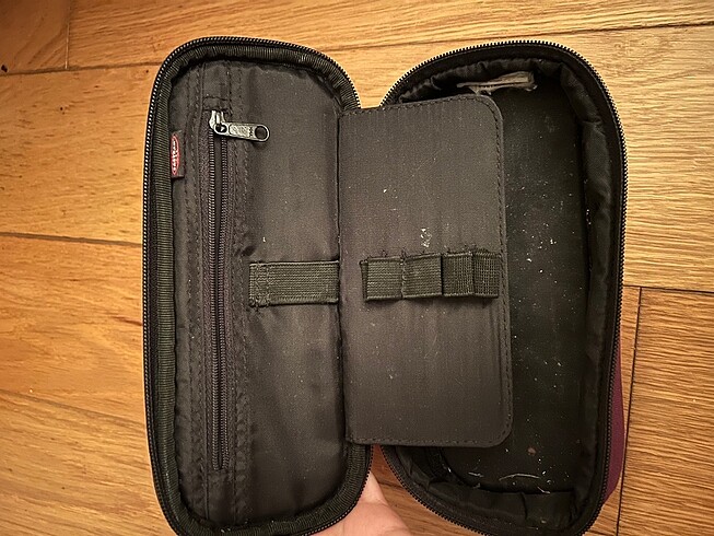  Eastpak Kalem Kutu