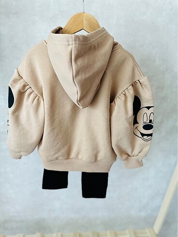 Standart Beden Beden Zara Mickey Kolları Güpürlü