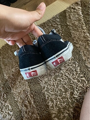 siyah vans