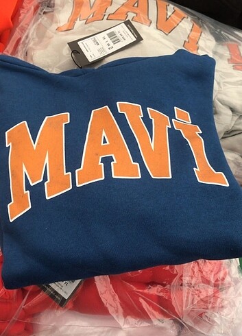 Mavi sweatshirt