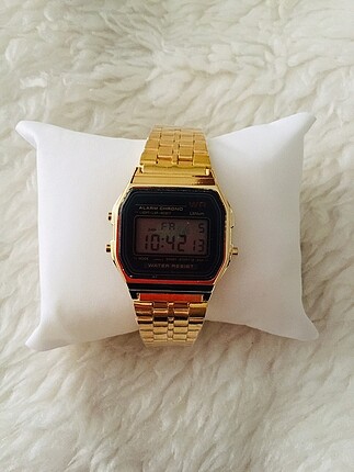 gold casio model saat