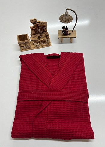 Bordo Nakışlı pike Bornoz