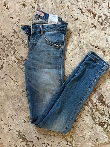 Guess pantolon