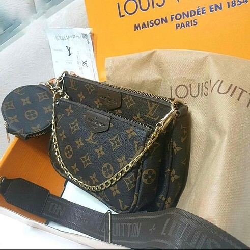 Louis Vuitton Louis Vuitton