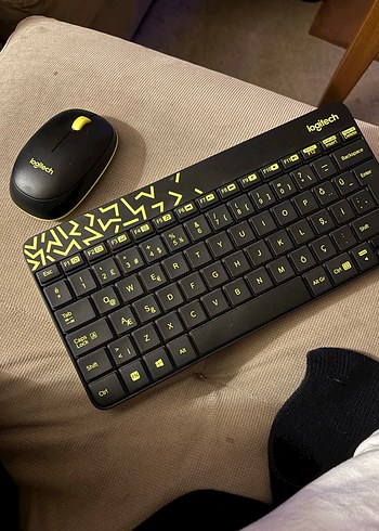Logitech MK240 Nano Kablosuz Klavye Mouse Seti Siyah - Görsel 2