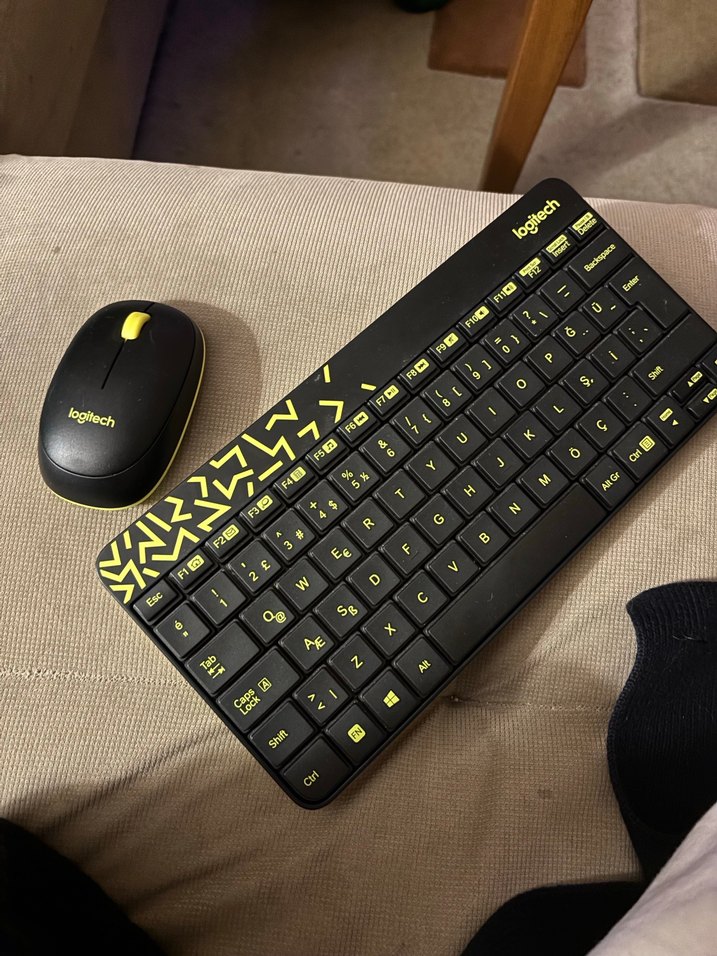 Logitech MK240 Nano Kablosuz Klavye Mouse Seti Siyah - Görsel 3