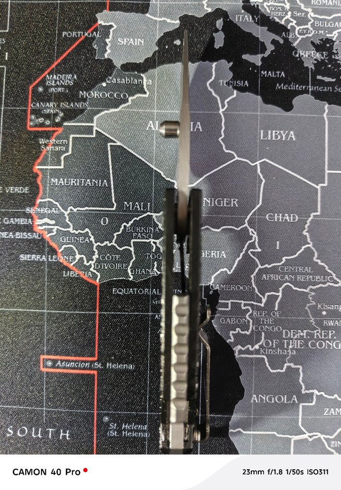 Siyah Katlanır Bıçak - Görsel 3