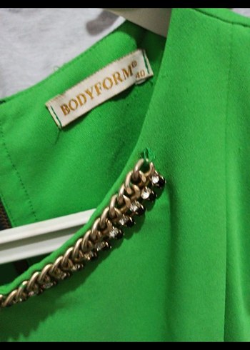 Yeşil Midi Drapeli Kolsuz Elbise - Görsel 4