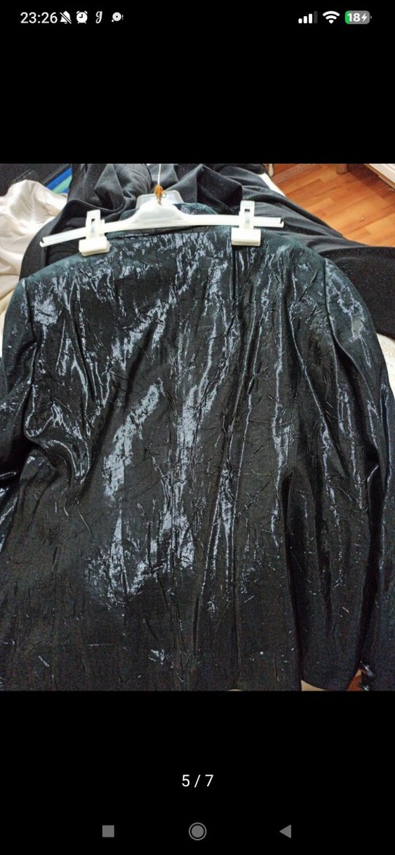 Düğmeli Siyah Deri görünümlü kumaş parlak şık içli dışlı takım. - Görsel 5