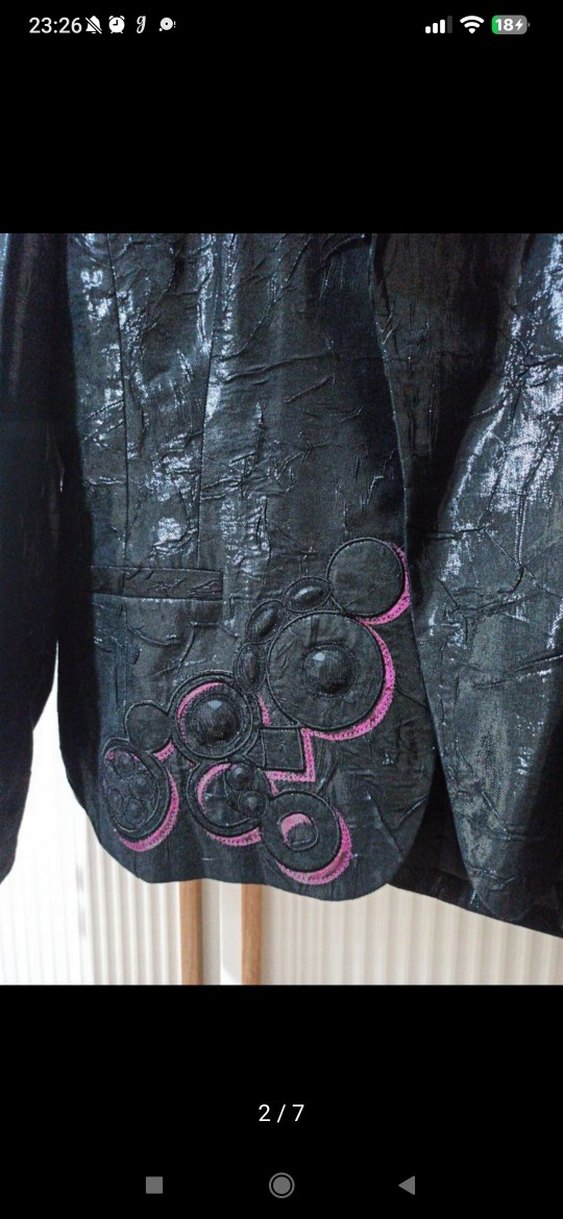 Düğmeli Siyah Deri görünümlü kumaş parlak şık içli dışlı takım. - Görsel 2