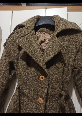 Kemerli Kahverengi Kısa Yün Kadın Kaban - Görsel 2