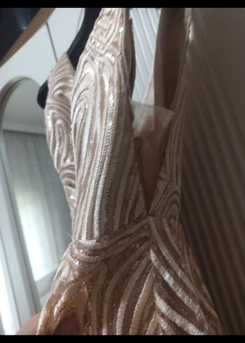 Drapeli V Yakalı Uzun Abiye Elbise - Görsel 4