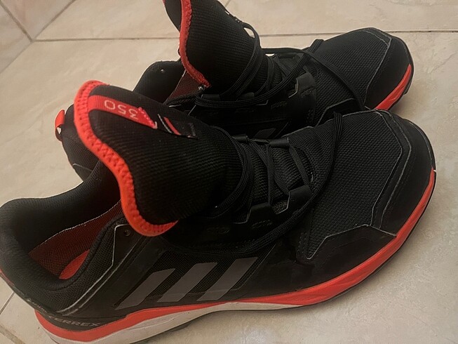 Adidas terrex