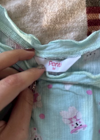 Tişört ve pijama takkmı ikiside m bedene uygun - Görsel 5