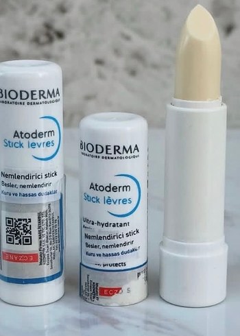 Bioderma Atoderm Nemlendirici Dudak Stick
