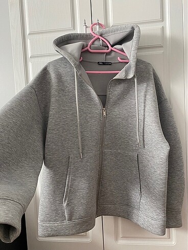 Zara scuba kumaş kapüşonlu ceket
