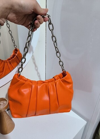 Bershka çanta 