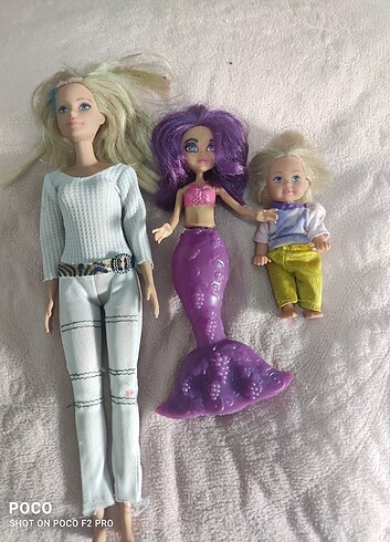 Barbie bebek 