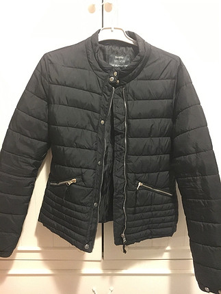 Bershka Çok yeni puffer