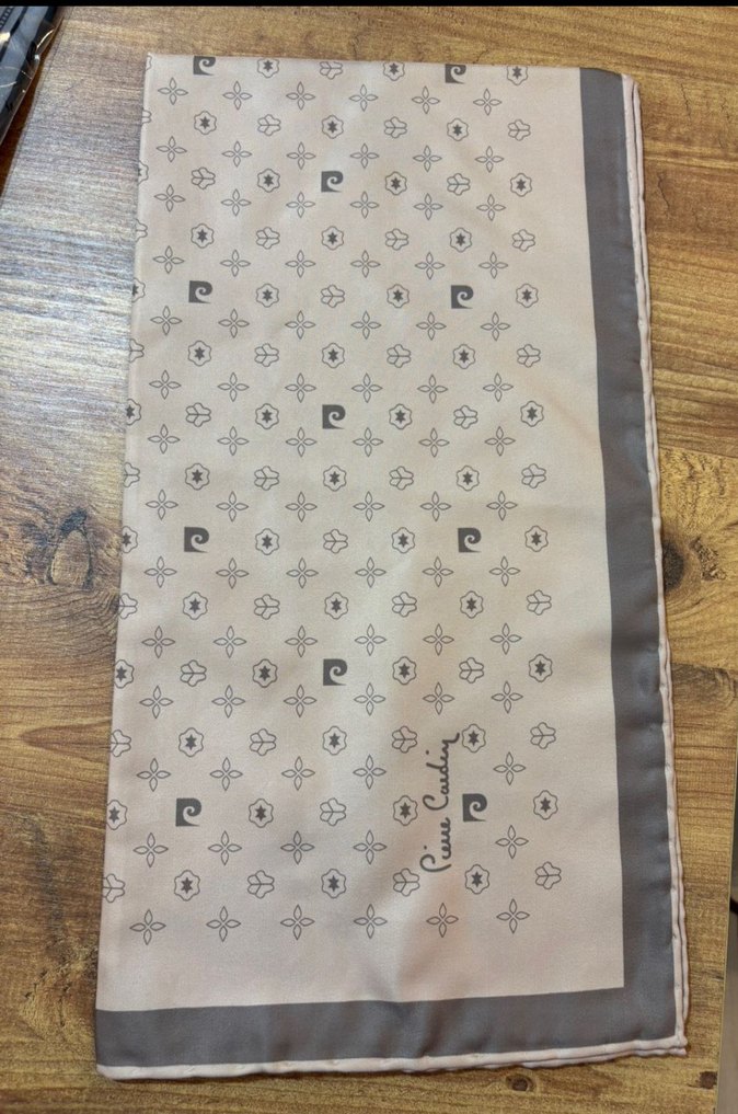 Bej Baskılı Kadın Şal Pierre Cardin - Görsel 4