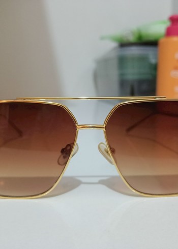 Gold Parlak Kadın Klasik Güneş Gözlüğü - Görsel 3