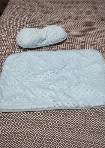 Mavi Noktalı Bebek Uyku Minderi ve Yastık - Görsel 4