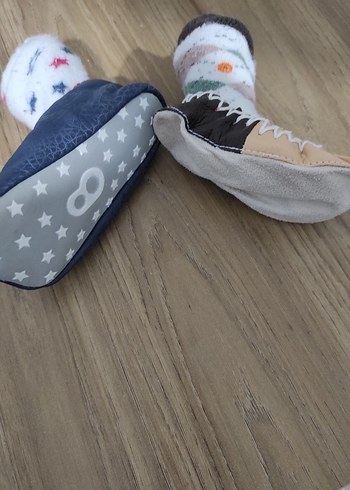 Renkli Nakışlı Örgü Erkek Bebek Botları - Görsel 4