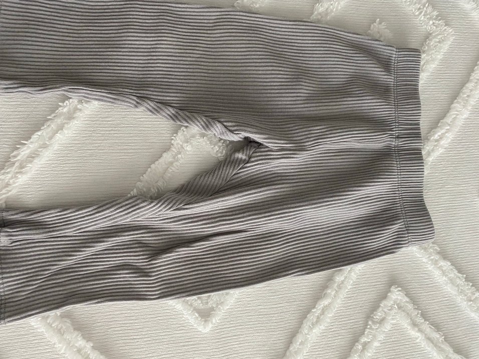 Kız Çocuk Gri Pliseli Tayt - Görsel 2