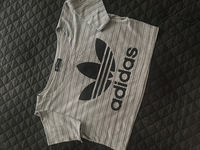 Adidas Adidas tshirt