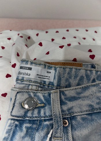 Bershka mom Jean - Görsel 3