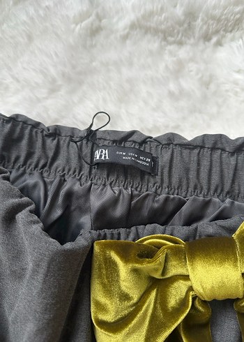 Zara Fiyonklu Gri Mini Balon Etek - Görsel 2