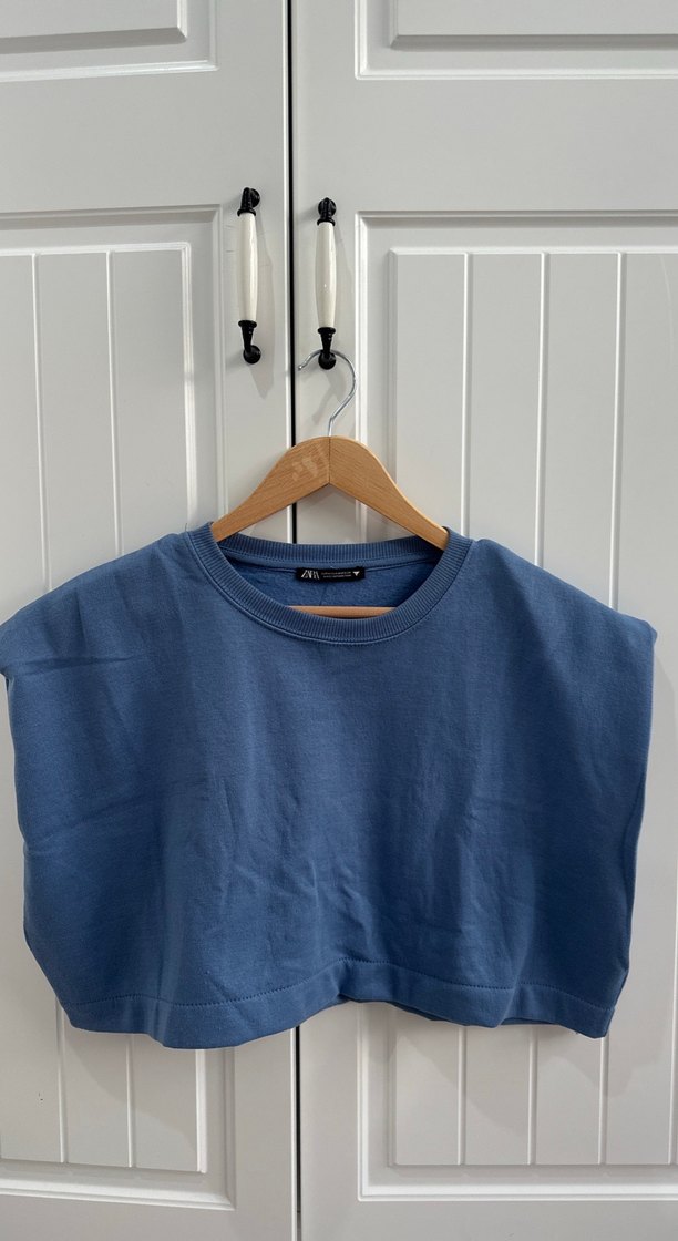 Zara Vatkalı crop tişört - Görsel 3