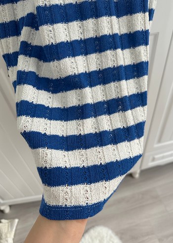 Pull and Bear Mavi Çizgili Triko Midi Elbise - Görsel 2