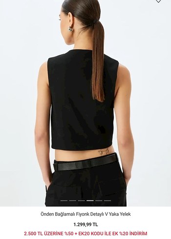 Koton Önden Bağlamalı Fiyonklu V Yaka Siyah Mini Yelek - Görsel 2