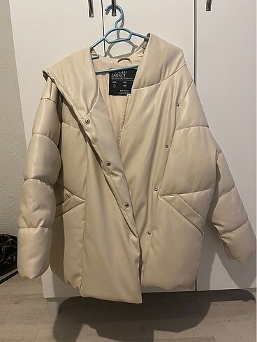 Stradivarius stradivarius mont