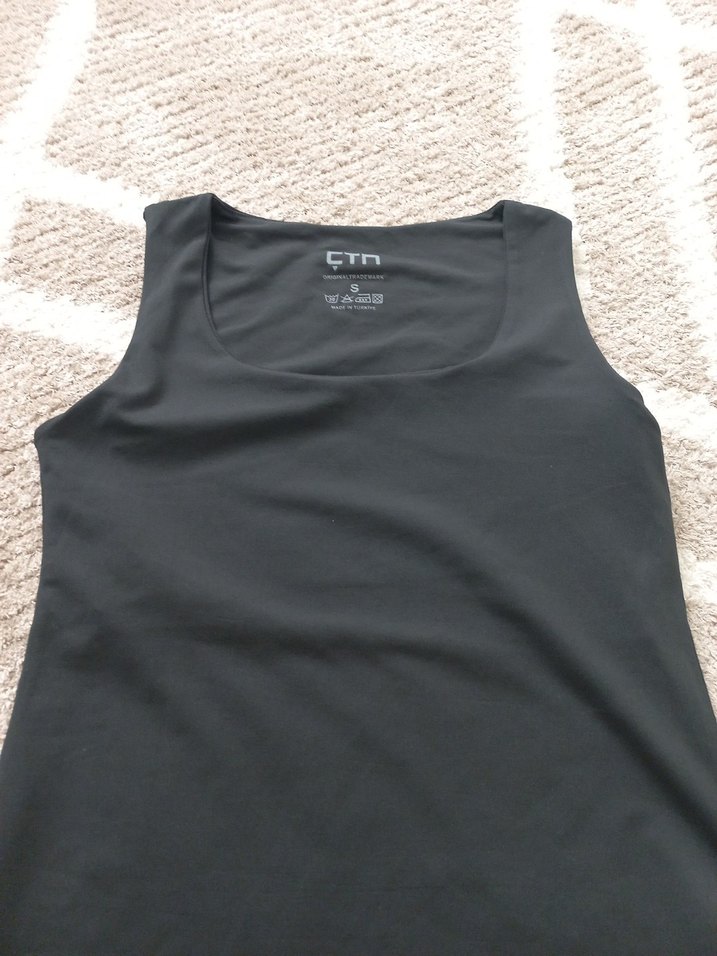 Siyah Kadın Spor Atlet - Görsel 4