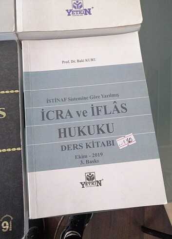 İcra ve iflas hukuku kitapları tane 150 TL