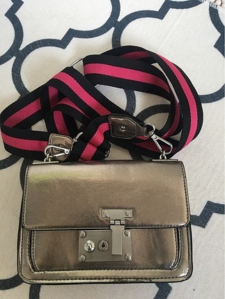 Zara çanta