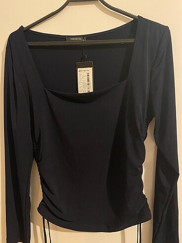 xl Beden BEL DETAYLI LACİVERT BLUZ