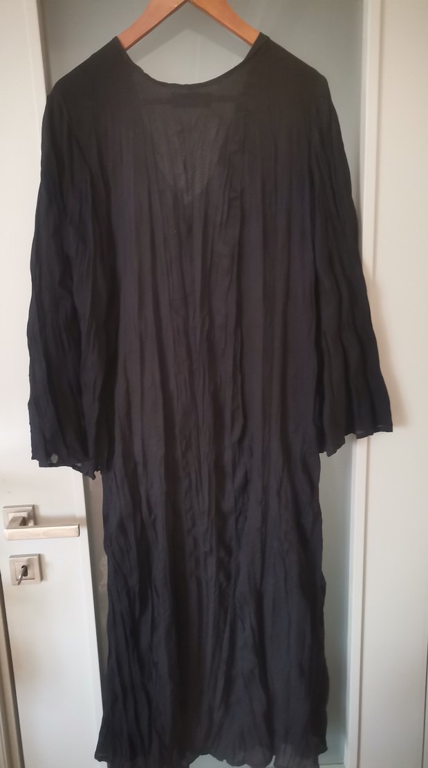 Düğmeli Siyah Uzun pareo
Ashley brooke marka - Görsel 2